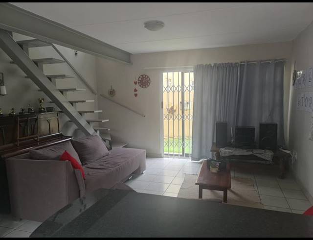 3 BEDROOM TOWNHOUSE FOR SALE IN BRAKPAN NORTH